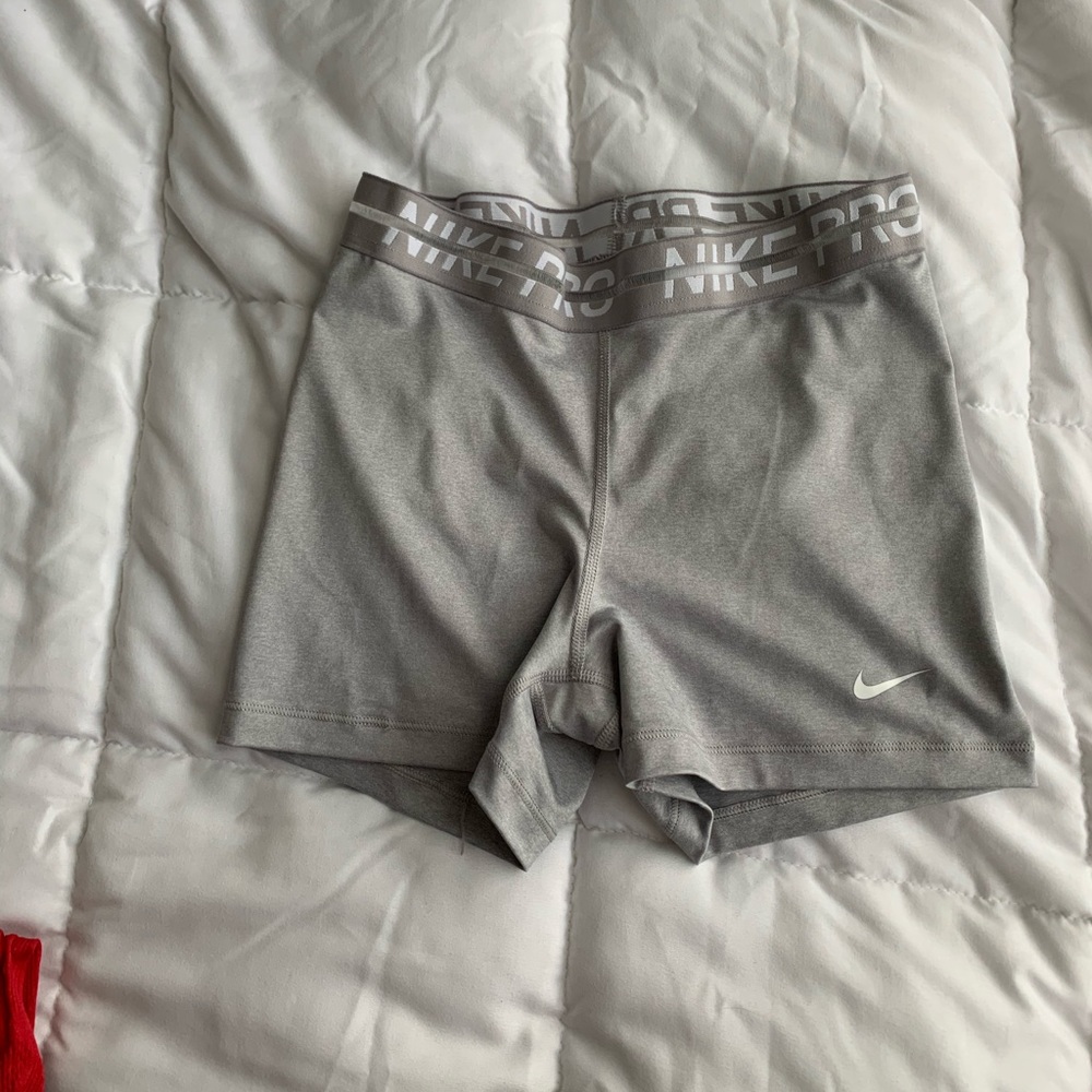 nike pro